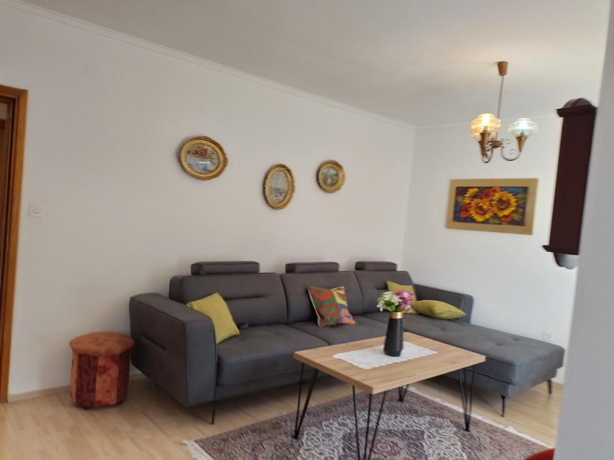 Guesthouse Sanja - Apartments 212 موستار المظهر الخارجي الصورة