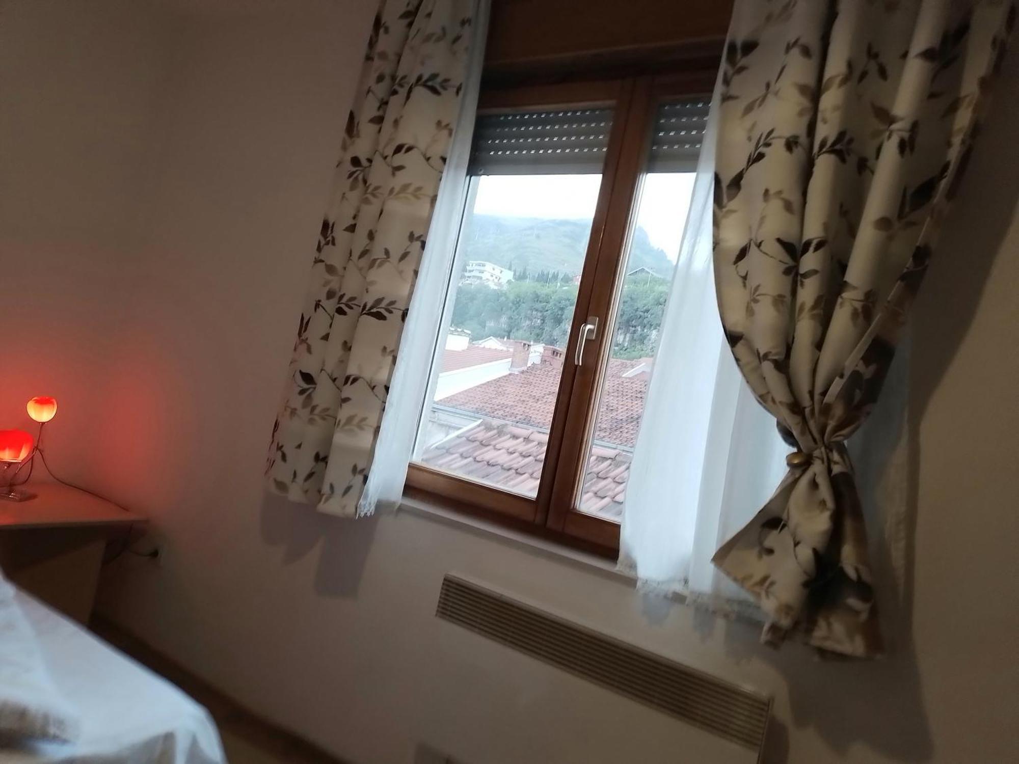 Guesthouse Sanja - Apartments 212 موستار المظهر الخارجي الصورة